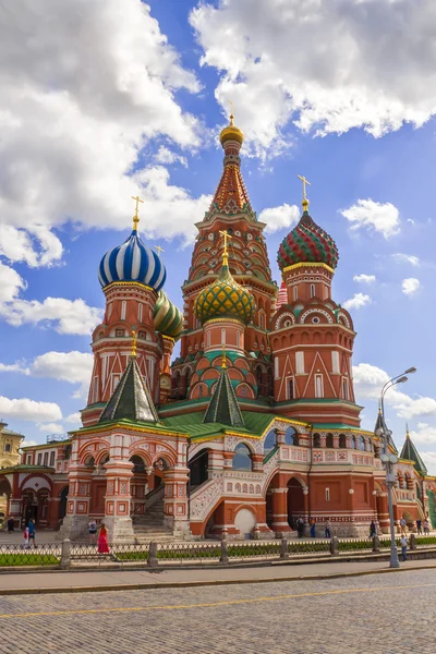 St. Basil's Cathedral on Red Square in Moscow, Russia. — Stock Photo, Image