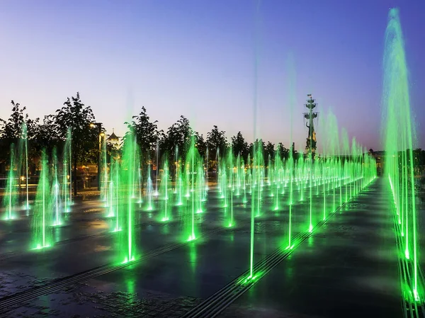 Fountain in the Crimean Embankment, Moscow, Russia — Stock Photo, Image