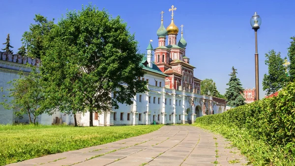 Новодевичий женский монастырь, Москва, Россия — стоковое фото