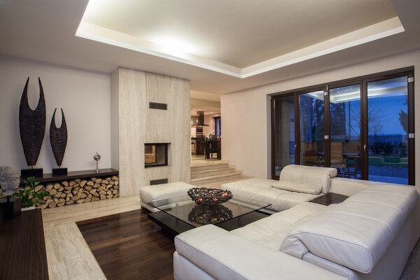 Травертинный дом - гостинная
