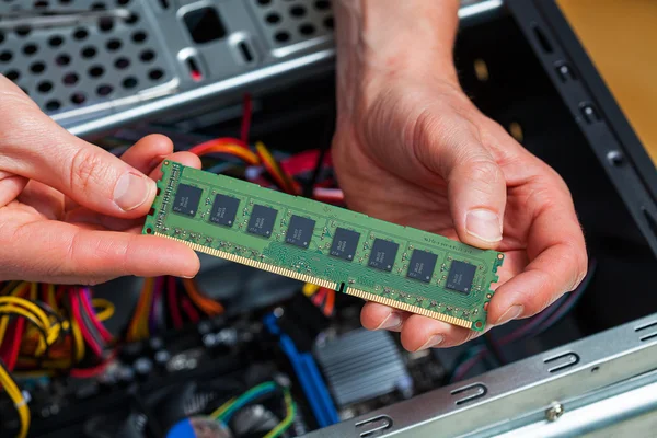 RAM-geheugen gegevens installatie — Stockfoto