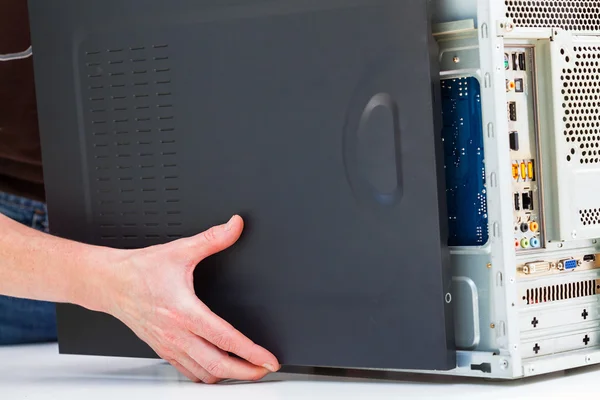 Computer without a cover — Stock Photo, Image