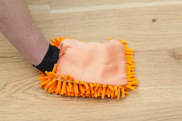 Orangefarbener Putzhandschuh — Stockfoto