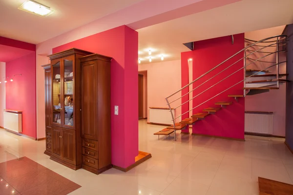 Amaranth house - Colorful interior — Stock Image Amaranth house - Colorful interior Royalty Free Stock Photos