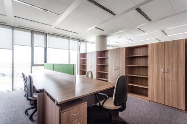 Konferans odasında ofiste