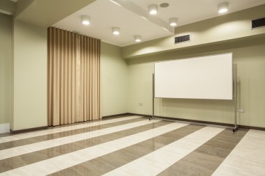ormanlık otel - toplantı salonu