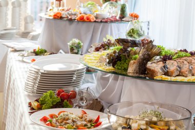 Düğün resepsiyonunda catering