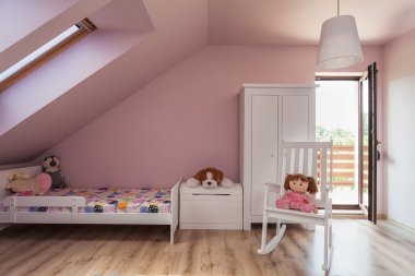 kentsel daire - kız odası