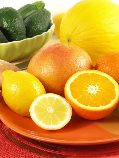Frutta acquolina in bocca per colazione — Foto Stock