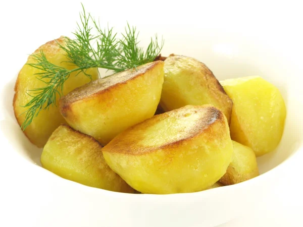 Gegrilde aardappelen, geïsoleerd, close-up — Stockfoto