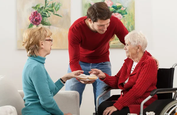 Familie bijeenkomst — Stockfoto