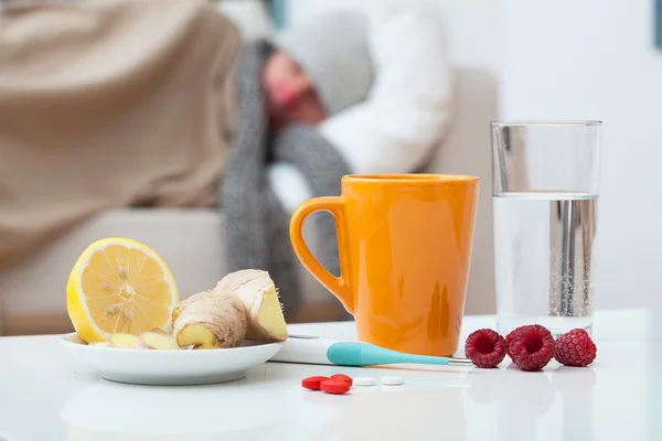 Malade et traitement à domicile — Photo