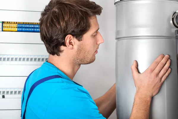 Boiler installation and handyman — Stock Photo, Image