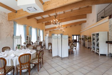 Akdeniz iç - Inn