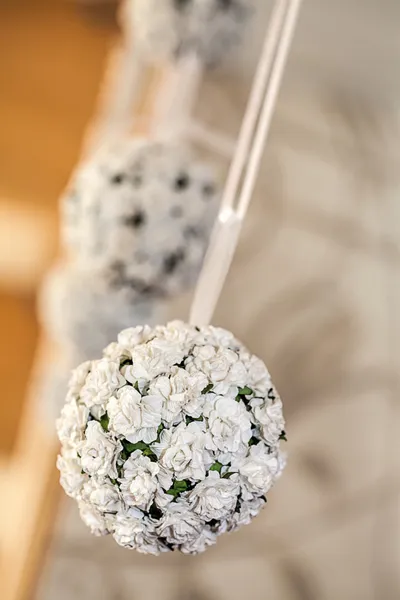 Intérieur méditerranéen - fleurs blanches — Photo