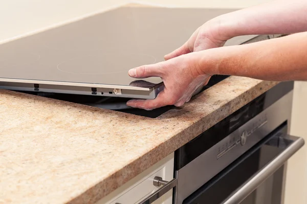 Finishing the kitchen — Stock Photo, Image