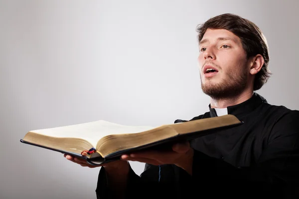 Preacher with bible — Stock Photo, Image