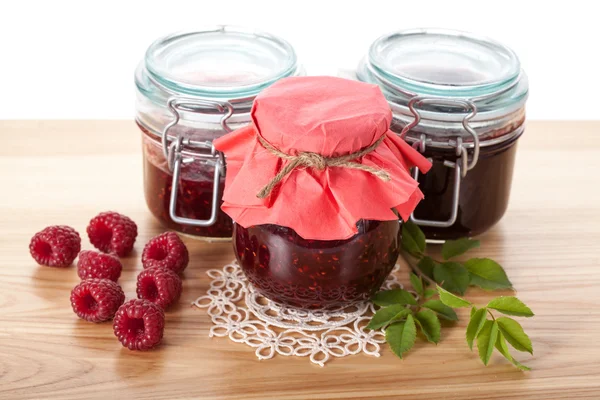 Himbeermarmelade und Marmelade — Stockfoto