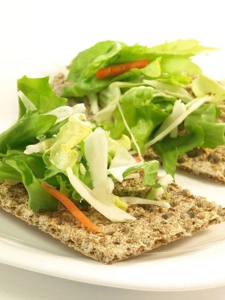 Broodjes met salade — Stockfoto