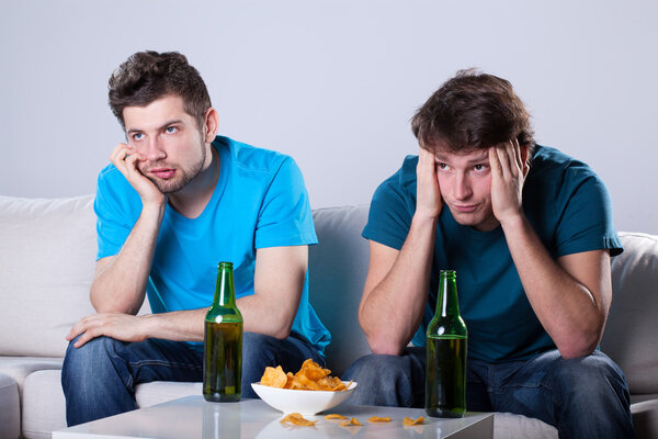 Boring beer and nachos evening