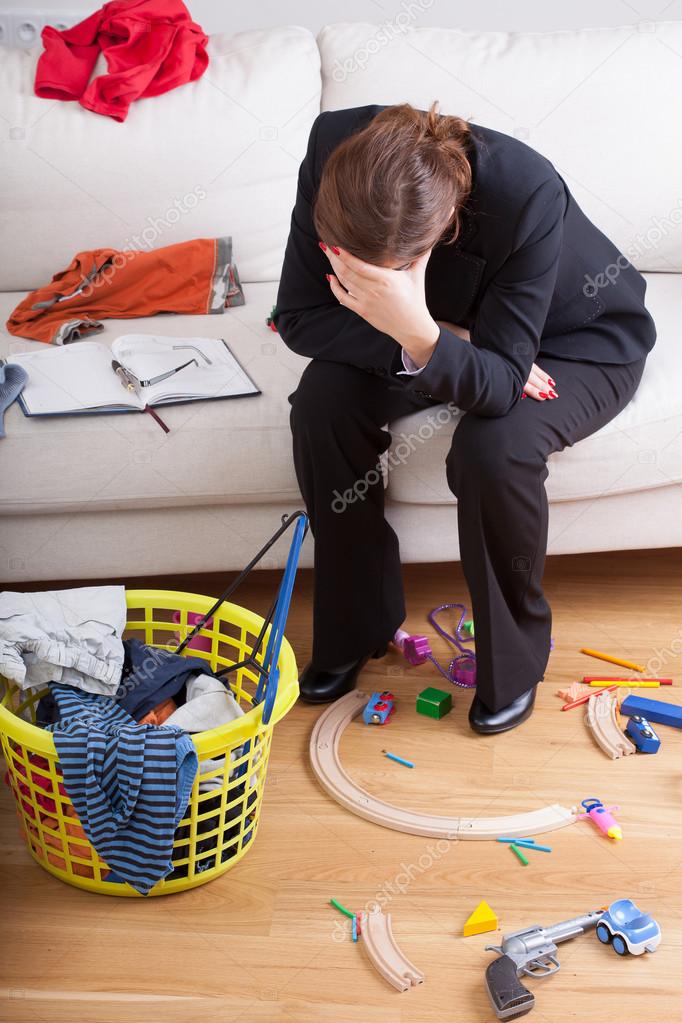 Mess, laundry and toys