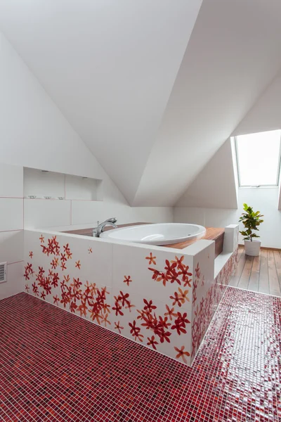 红宝石般的房子-原浴 — 图库照片