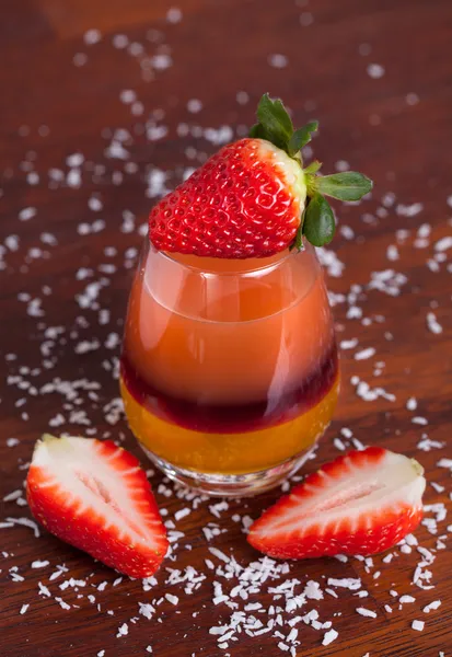 Layered fruit drink — Stock Photo, Image