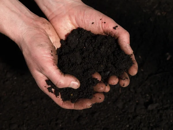 Handvol grond — Stockfoto