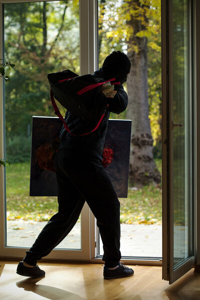 Escaping with painting