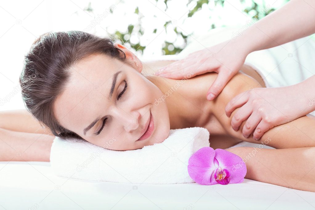 Shoulder massage at spa