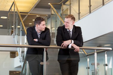 iş ortakları toplantısı