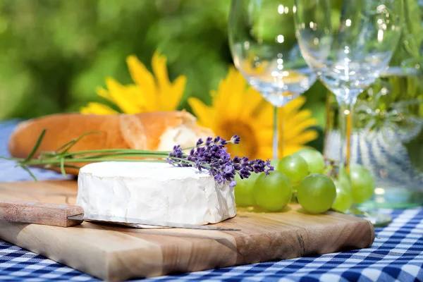 Mittagessen im Sommer — Stockfoto