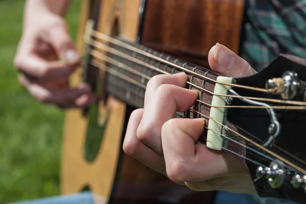 Musiker hand närbild — Stockfoto