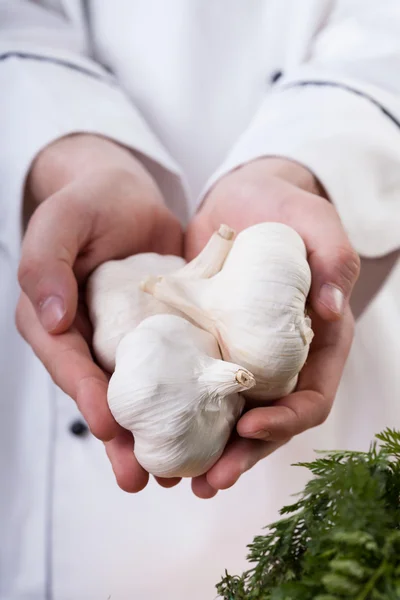 Cloves of garlic — Stock Photo, Image