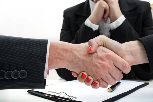 Shaking hands — Stock Photo, Image