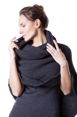 büyük boy elbise giyen Bayan