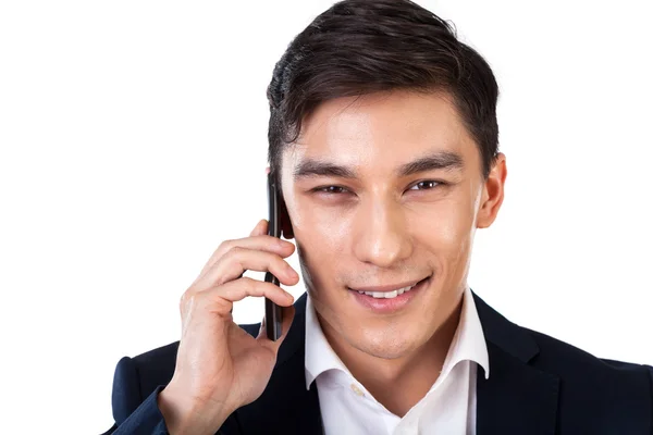 Ασιατικές επιχειρηματίας που μιλάει στο τηλέφωνο — Φωτογραφία Αρχείου