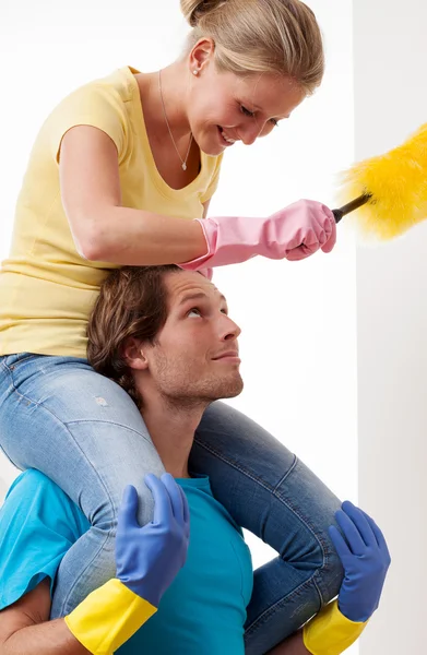 Piggy back dusting — Stock Photo, Image