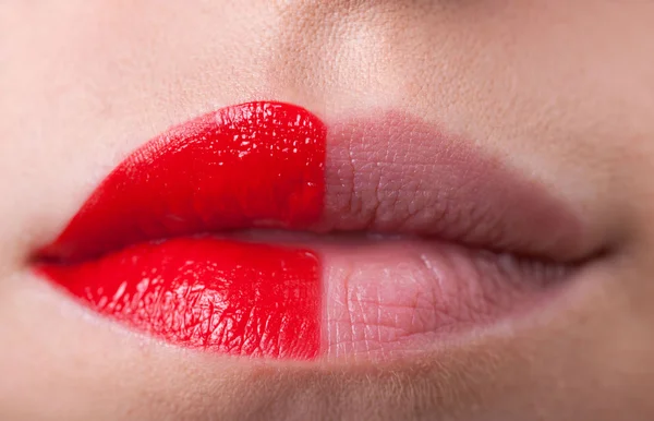 Rouge à lèvres rouge — Photo