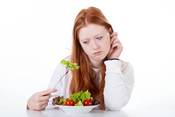 Tiener meisje met geen eetlust — Stockfoto