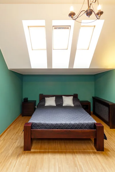 垂直视图的设计的卧室 — 图库照片