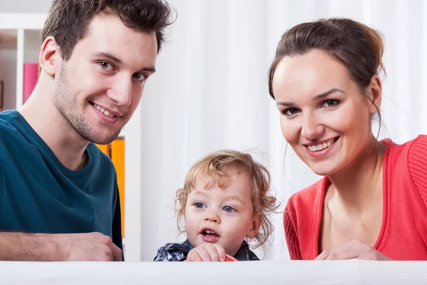 Young parents with a baby — Stock Photo, Image