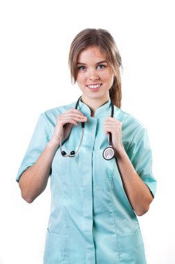 genç gülümseyen kadın doktor portresi