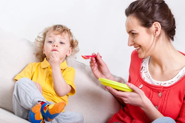 Eating time at home — Stock Photo, Image