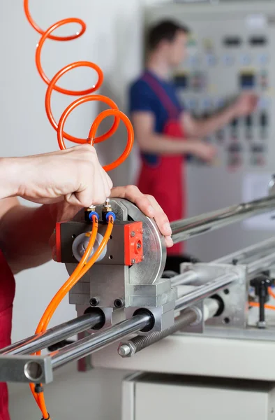 Arbeit in einer Fabrik — Stockfoto