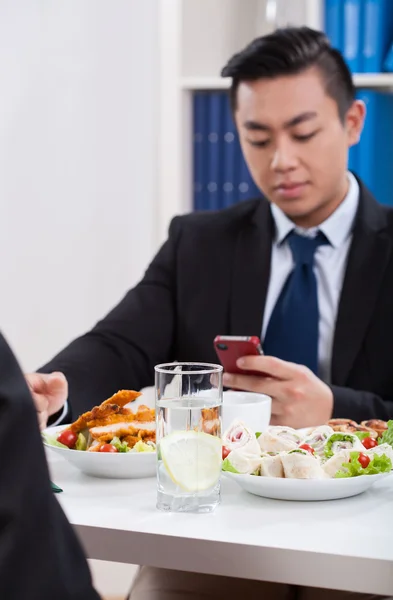 Man during lunch time — Stock Photo, Image