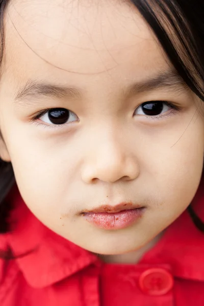 Close-up di wajah seorang gadis kecil — Stok Foto