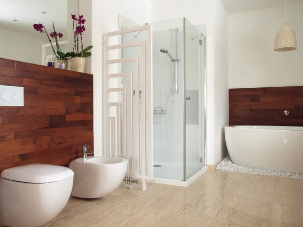 Moderne Badezimmer im afrikanischen Stil — Stockfoto