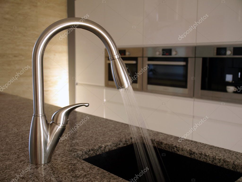 Torneira De Cozinha Moderna Fotografias De Stock Photographee Eu Torneira De Cozinha Moderna Fotografias De Stock Photographee Eu