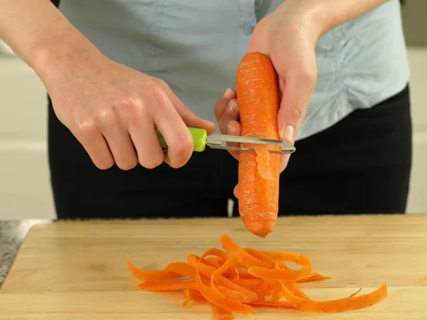 Pelare la carota — Foto Stock